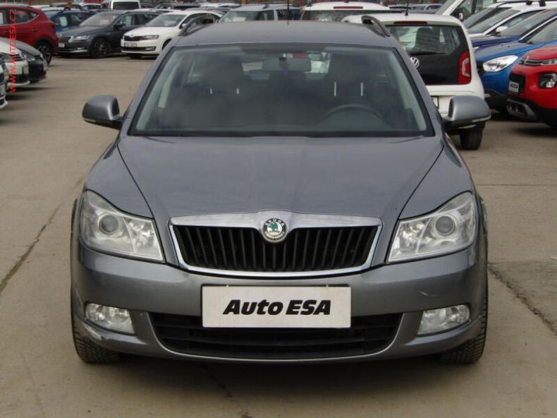 Škoda Octavia - hlavní fotka