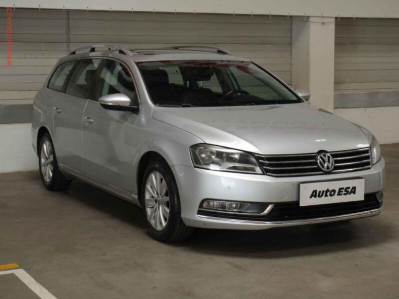 Volkswagen Passat - hlavní fotka inzerátu