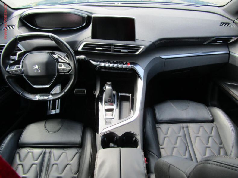 Peugeot 5008 - hlavní fotka