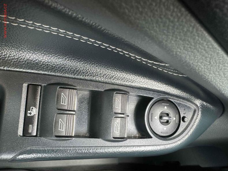 Ford C-MAX - hlavní fotka