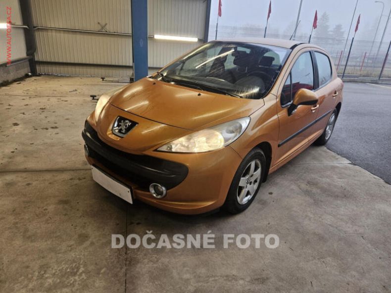 Peugeot 207 - hlavní foto