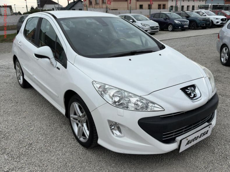 Peugeot 308 - hlavní foto