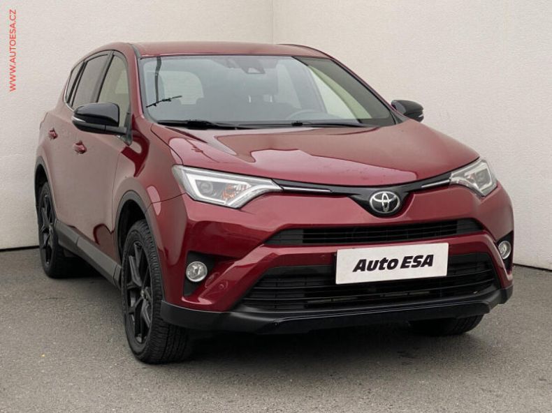 Toyota RAV 4 - hlavní foto