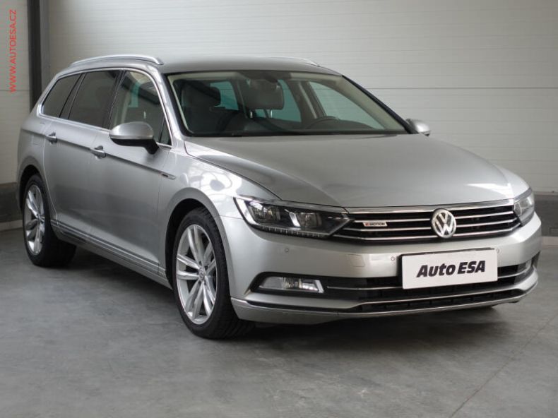 Volkswagen Passat - hlavní foto