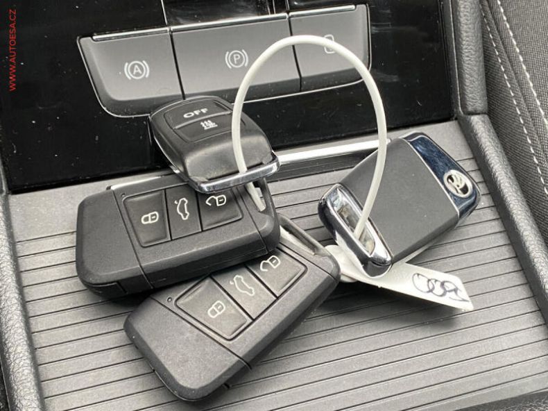 Škoda Superb - hlavní fotka