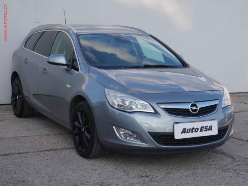Opel Astra - hlavní fotka inzerátu