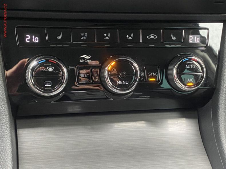 Škoda Superb - hlavní fotka