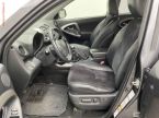 Toyota RAV 4 - fotka číslo 8