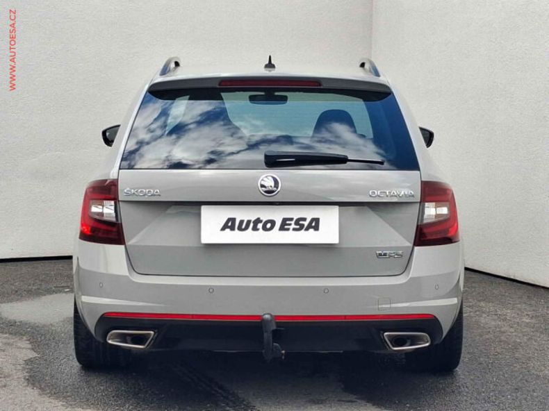 Škoda Octavia - hlavní fotka