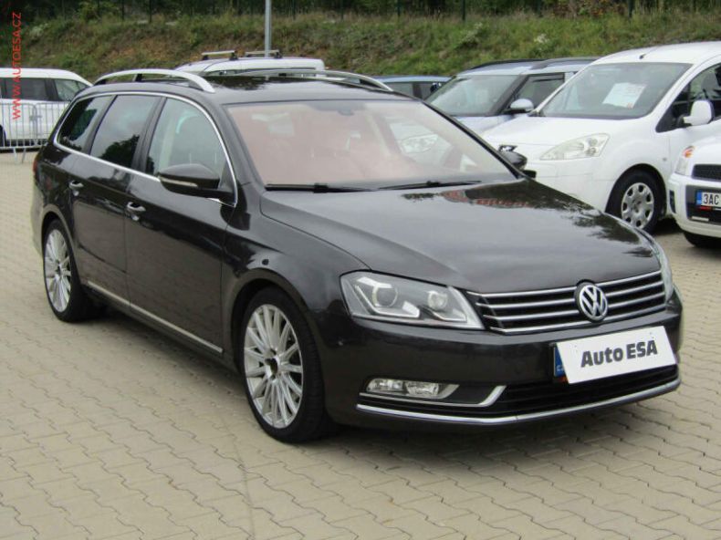 Volkswagen Passat - hlavní fotka inzerátu