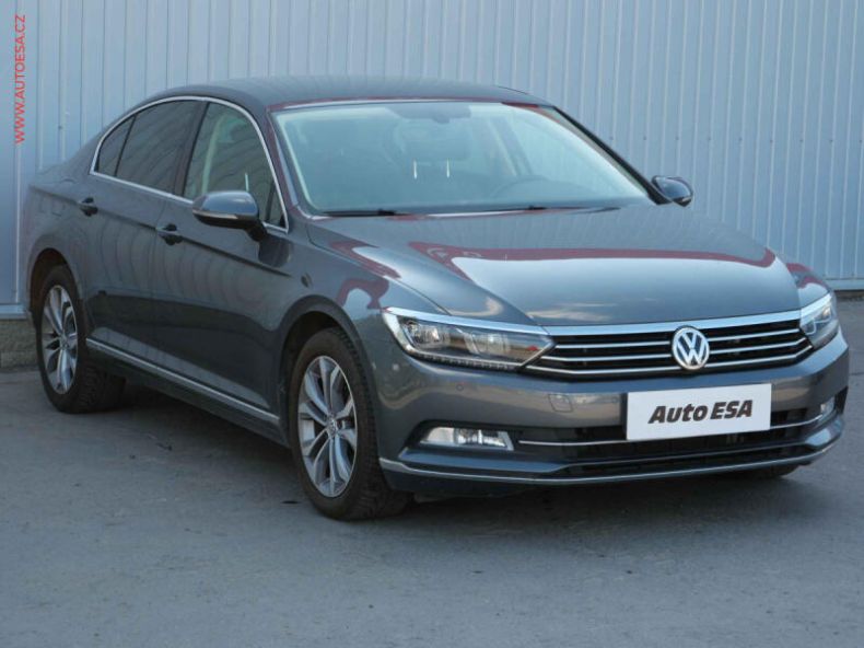 Volkswagen Passat - hlavní foto