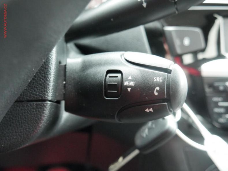 Peugeot 301 - hlavní fotka