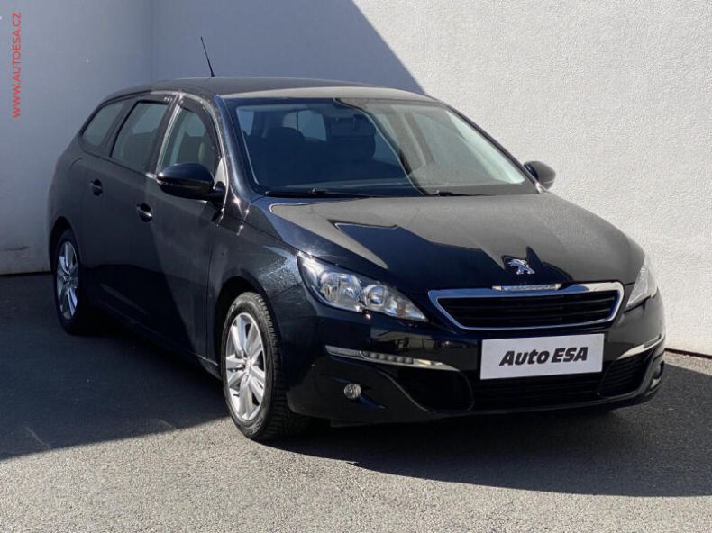 Peugeot 308 - hlavní foto
