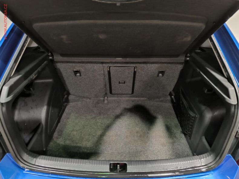 Škoda Rapid - hlavní fotka