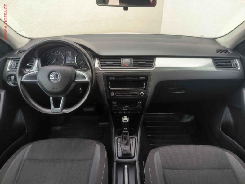 Škoda Rapid - hlavní fotka