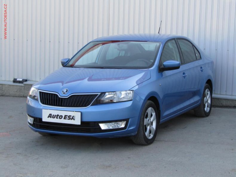 Škoda Rapid - hlavní fotka