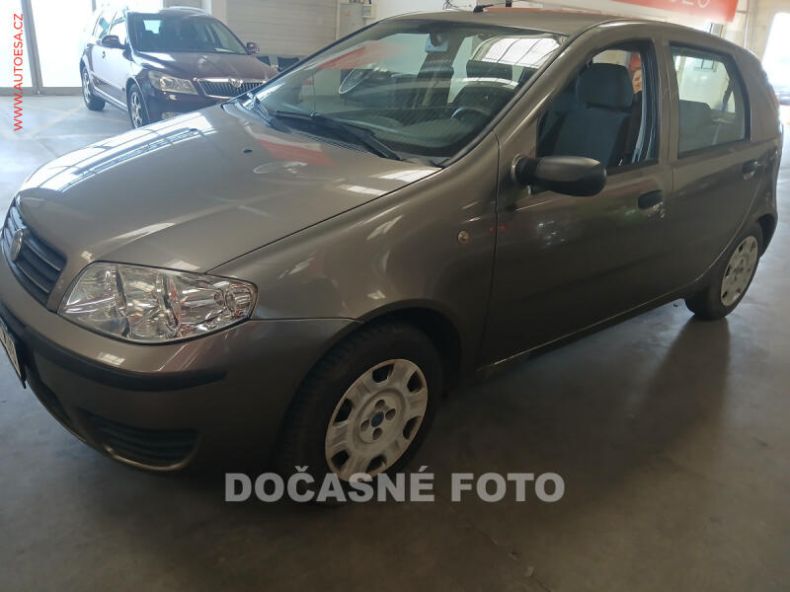Fiat Punto - hlavní foto