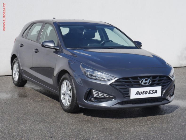 Hyundai i30 - hlavní foto