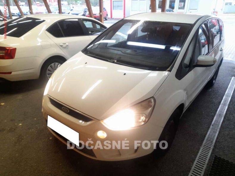 Ford S-MAX - hlavní fotka inzerátu