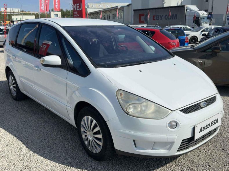 Ford S-MAX - hlavní fotka inzerátu