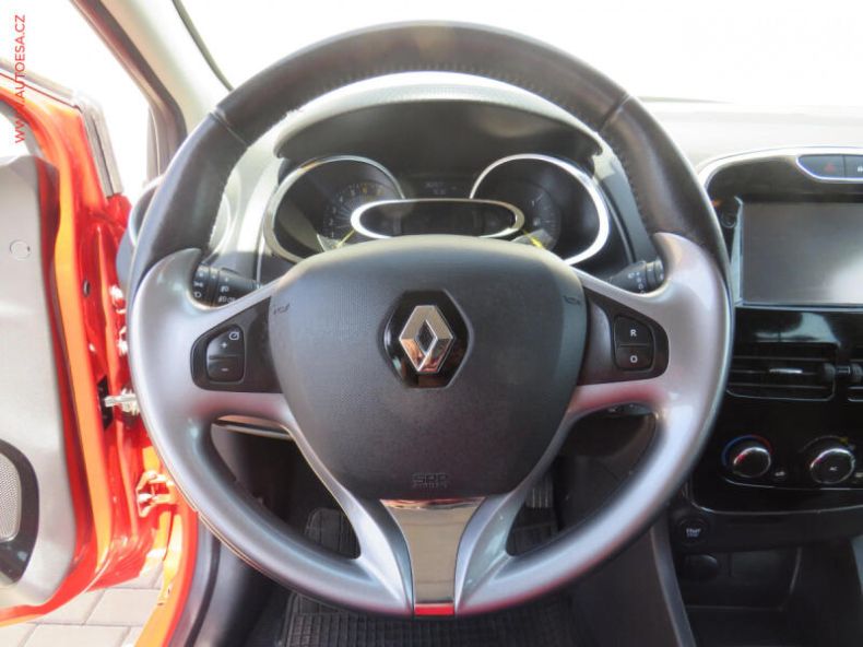 Renault Clio - hlavní fotka