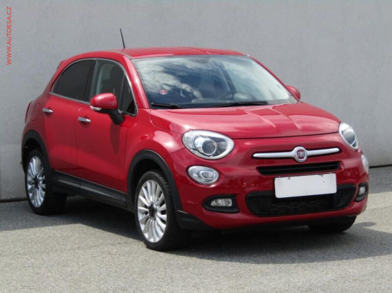 Fiat 500 X - hlavní foto