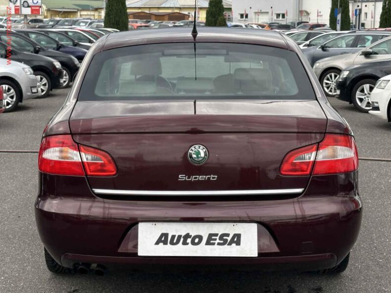 Škoda Superb - hlavní fotka
