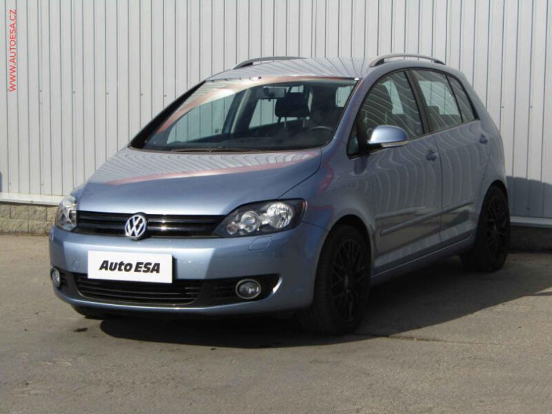 Volkswagen Golf - hlavní fotka