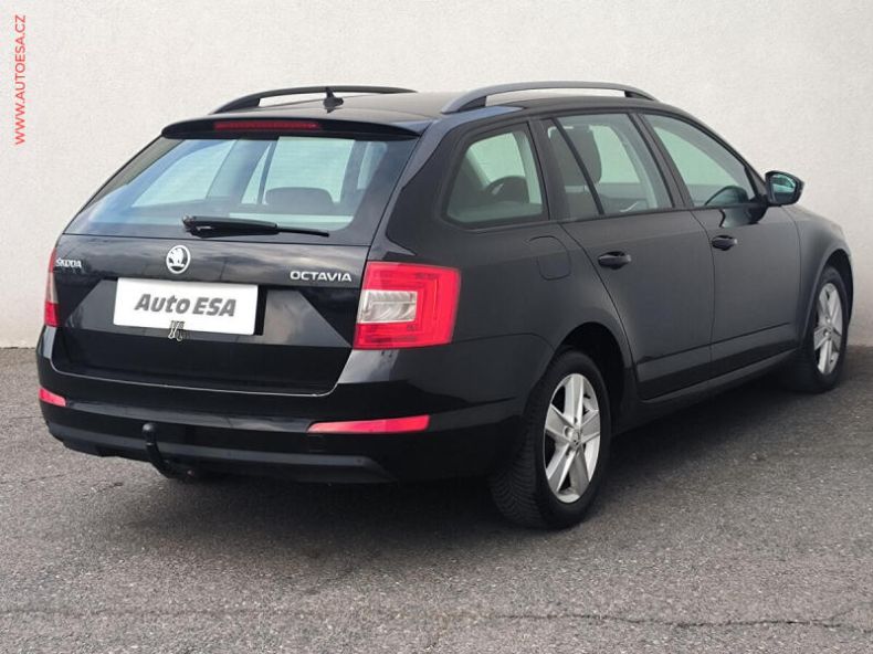 Škoda Octavia - hlavní fotka