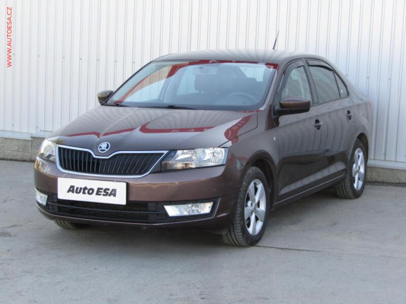 Škoda Rapid - hlavní fotka