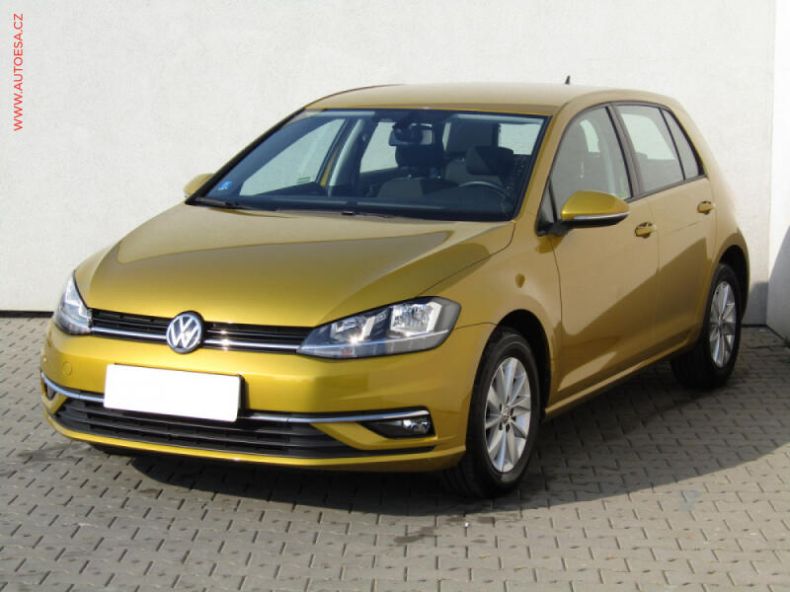 Volkswagen Golf - hlavní fotka