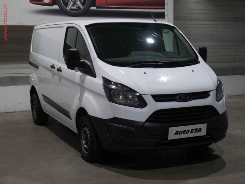 Ford Transit - hlavní foto