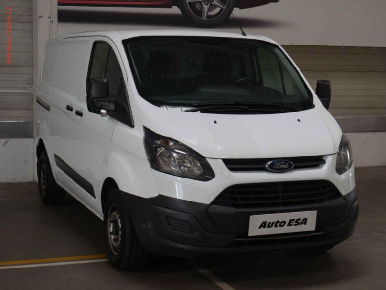 Ford Transit - hlavní foto