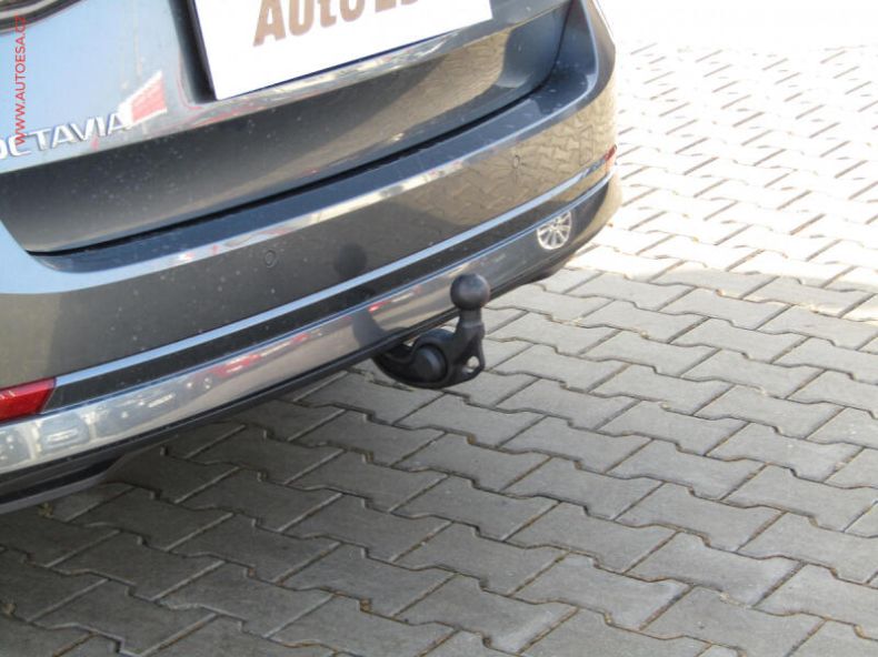 Škoda Octavia - hlavní fotka