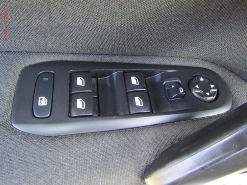 Peugeot 308 - hlavní fotka