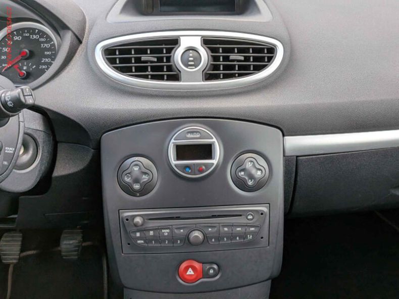 Renault Clio - hlavní fotka
