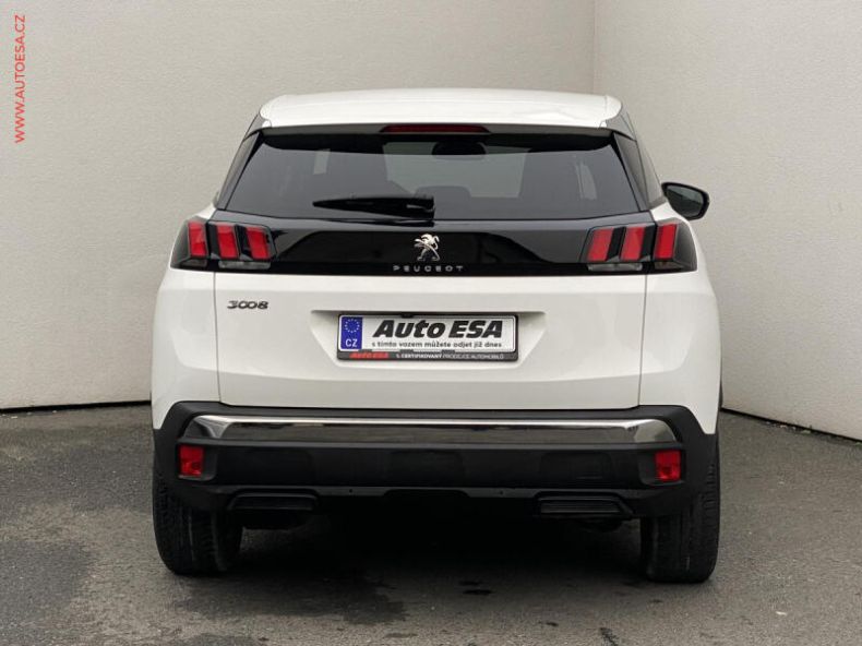 Peugeot 3008 - hlavní fotka