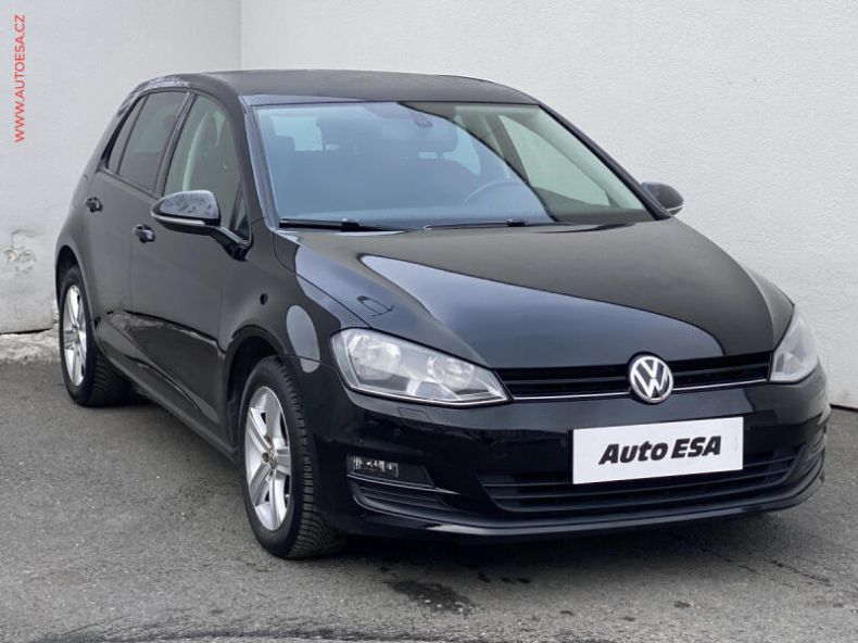 Volkswagen Golf - hlavní foto