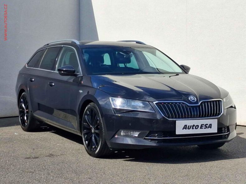 Škoda Superb - hlavní foto
