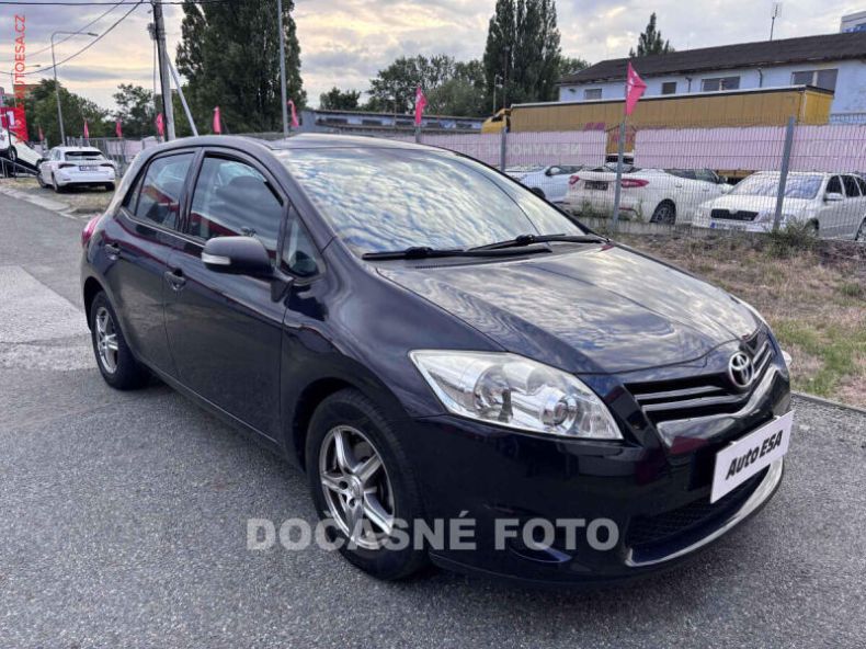 Toyota Auris - hlavní fotka inzerátu