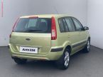 Ford Fusion - fotka číslo 3