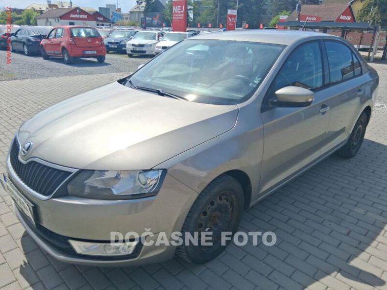 Škoda Rapid - hlavní foto