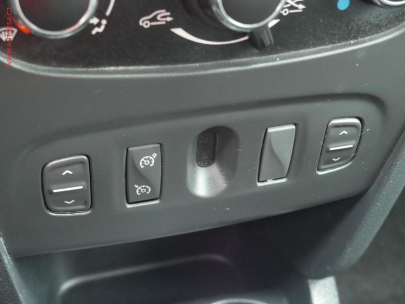 Dacia Sandero - hlavní fotka