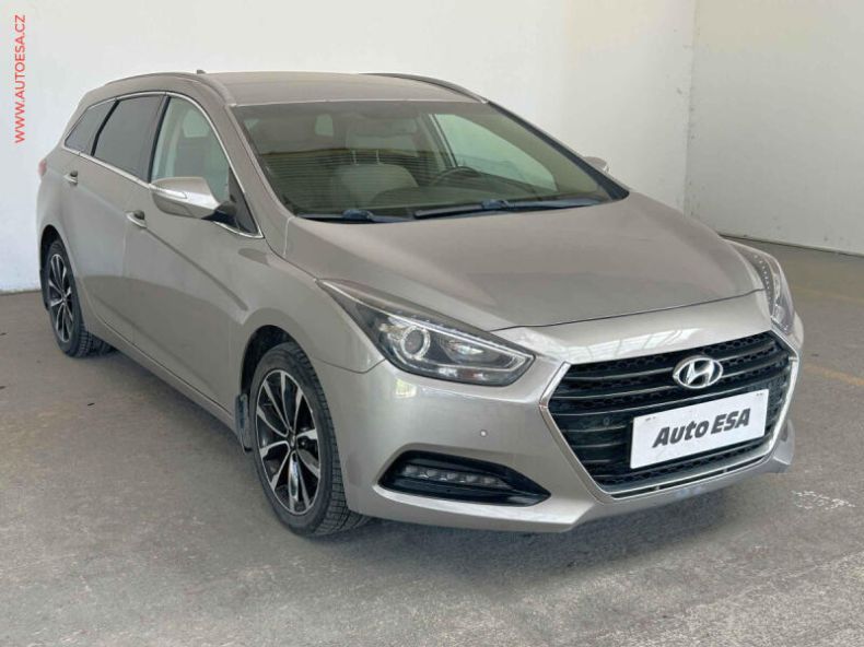Hyundai i40 - hlavní foto