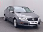 Volkswagen Passat - fotka číslo 0