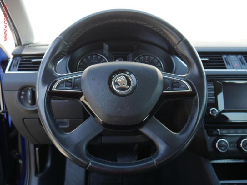 Škoda Octavia - hlavní fotka