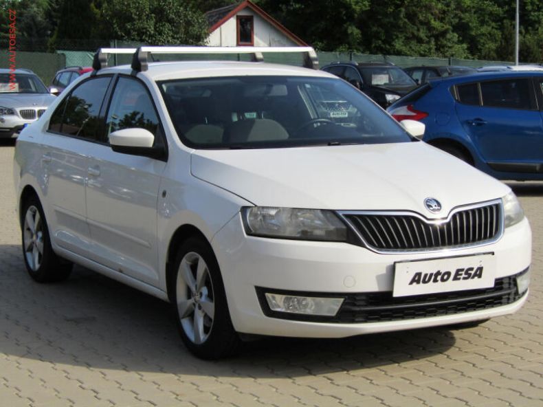 Škoda Rapid - hlavní foto