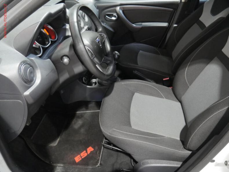 Dacia Duster - hlavní fotka