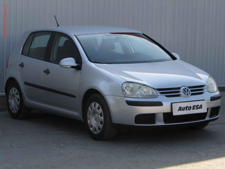 Volkswagen Golf - hlavní foto