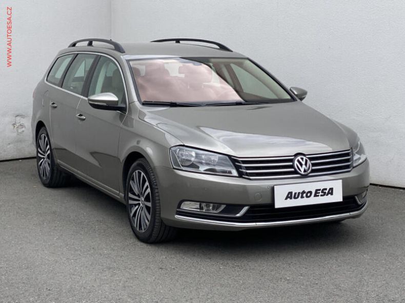 Volkswagen Passat - hlavní fotka inzerátu